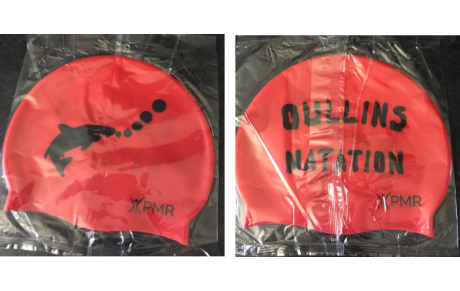 Tenues du club et bonnets